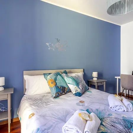 شقة Guesthost - Comfy Near San Giovanni *