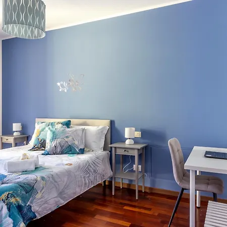 Apartment Guesthost - Comfy Near San Giovanni Como